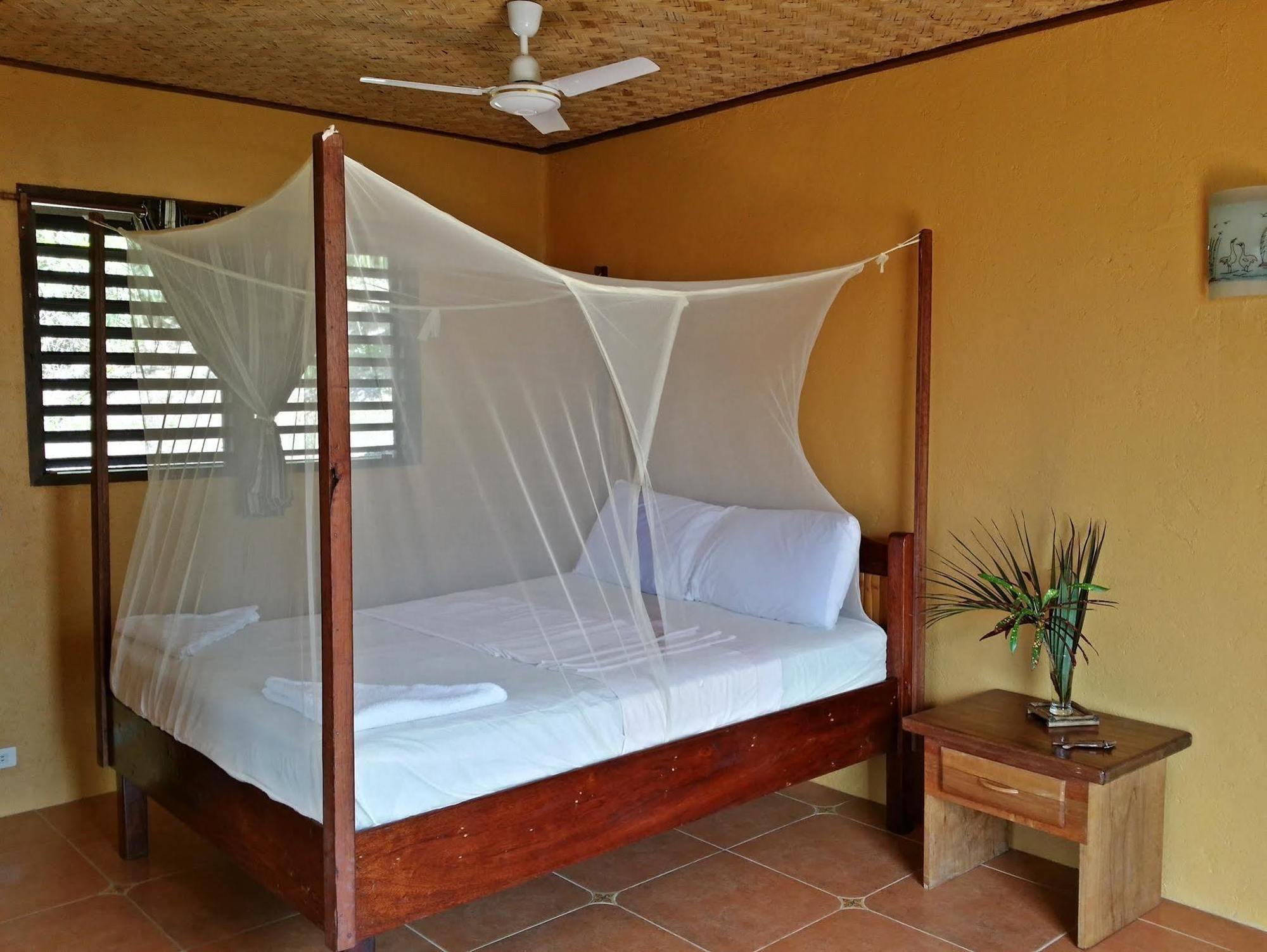 Casa Rosa Taytay Hotel Palawan Eksteriør billede