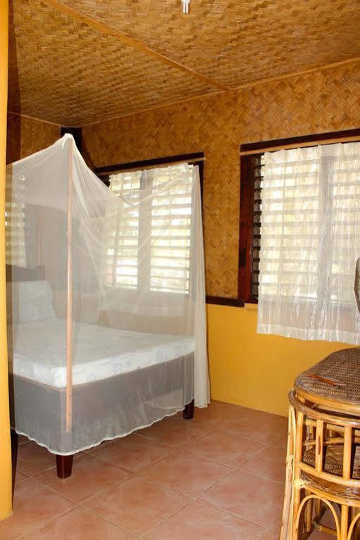 Casa Rosa Taytay Hotel Palawan Eksteriør billede